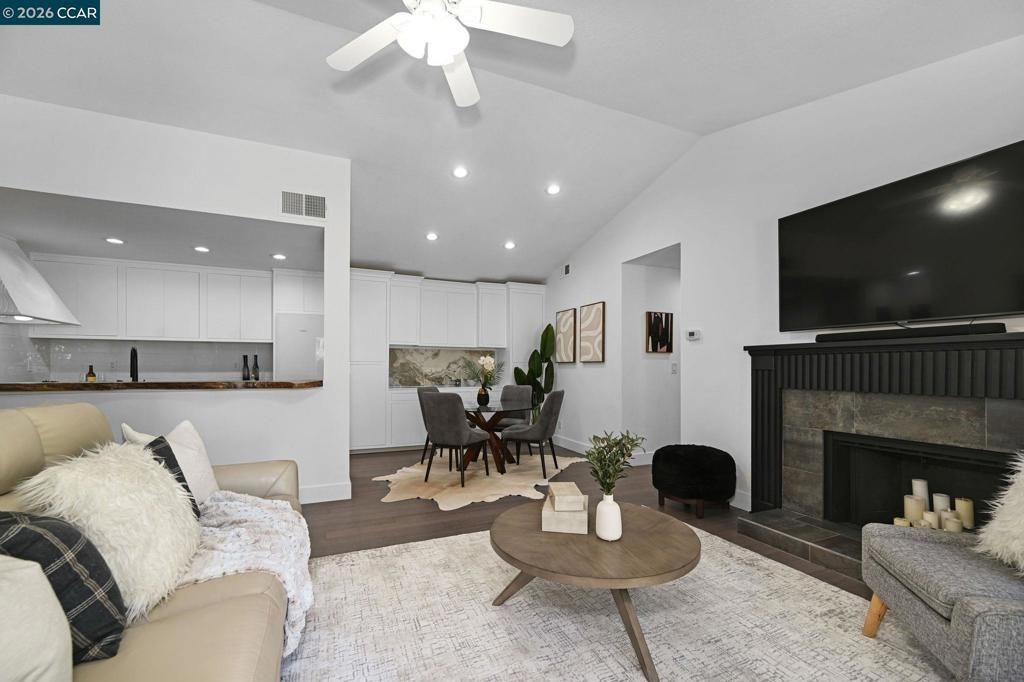 200 Norris Canyon Pl C, San Ramon, CA 94583