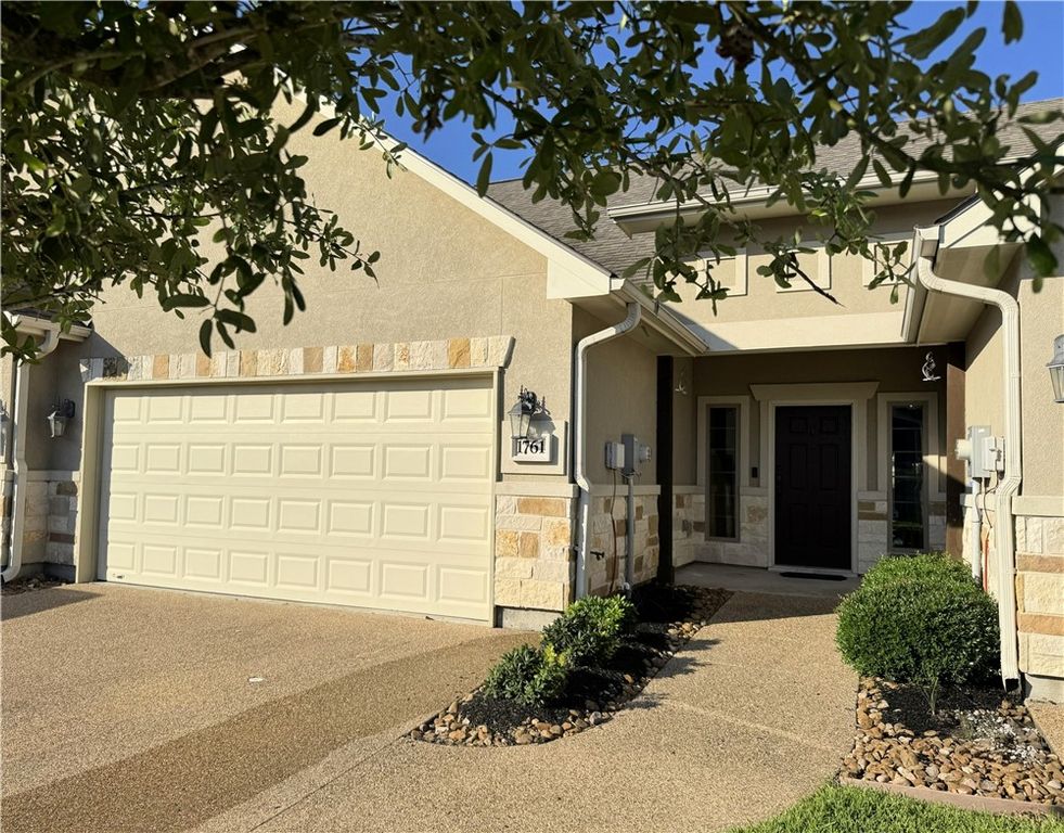 1761 Dakota Lane, College Station, TX 77845
