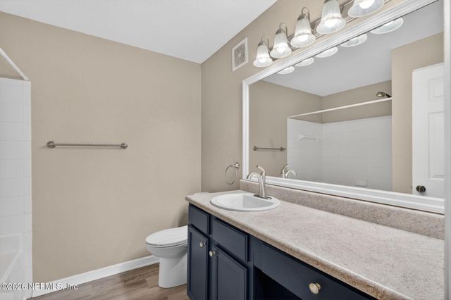 7800 POINT MEADOWS Drive 1338, Jacksonville, FL 32256