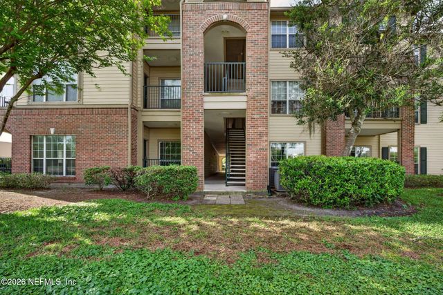 7800 POINT MEADOWS Drive 1338, Jacksonville, FL 32256