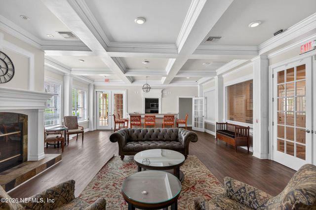 7800 POINT MEADOWS Drive 1338, Jacksonville, FL 32256