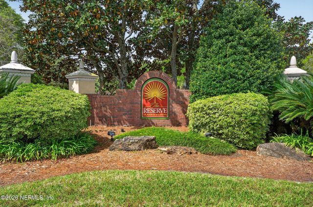 7800 POINT MEADOWS Drive 1338, Jacksonville, FL 32256