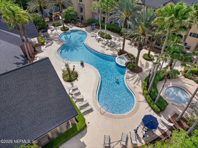 7800 POINT MEADOWS Drive 1338, Jacksonville, FL 32256