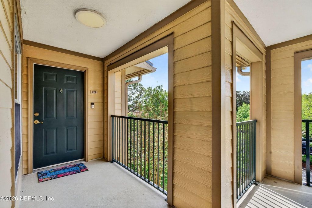 7800 POINT MEADOWS Drive 1338, Jacksonville, FL 32256