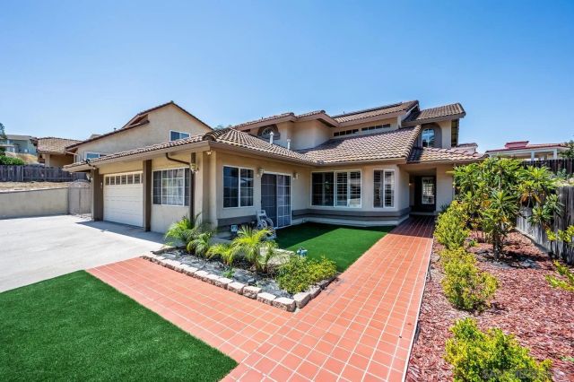 2651 Wind River, El Cajon, CA 92019