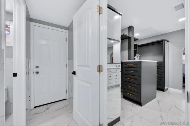 2651 Wind River, El Cajon, CA 92019