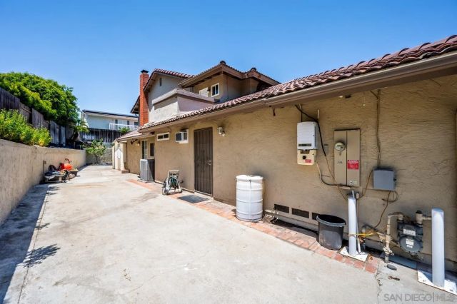 2651 Wind River, El Cajon, CA 92019