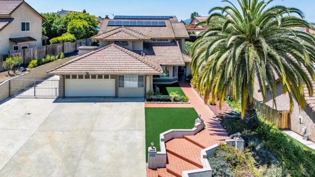 2651 Wind River, El Cajon, CA 92019