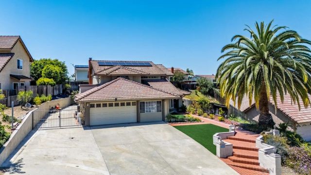 2651 Wind River, El Cajon, CA 92019
