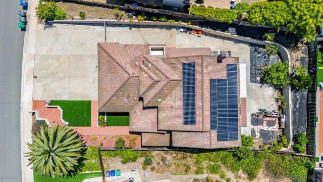 2651 Wind River, El Cajon, CA 92019