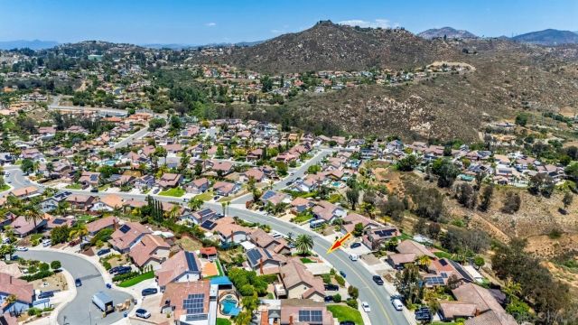 2651 Wind River, El Cajon, CA 92019