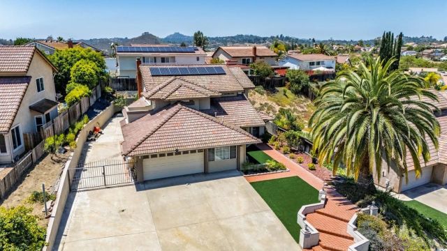 2651 Wind River, El Cajon, CA 92019