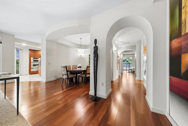 301 Hendricks Isle 10, Fort Lauderdale, FL 33301