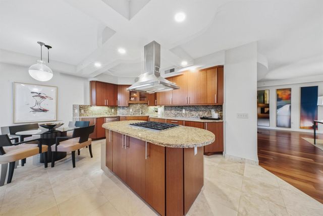 301 Hendricks Isle 10, Fort Lauderdale, FL 33301