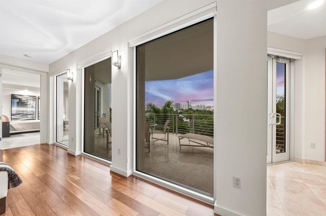 301 Hendricks Isle 10, Fort Lauderdale, FL 33301