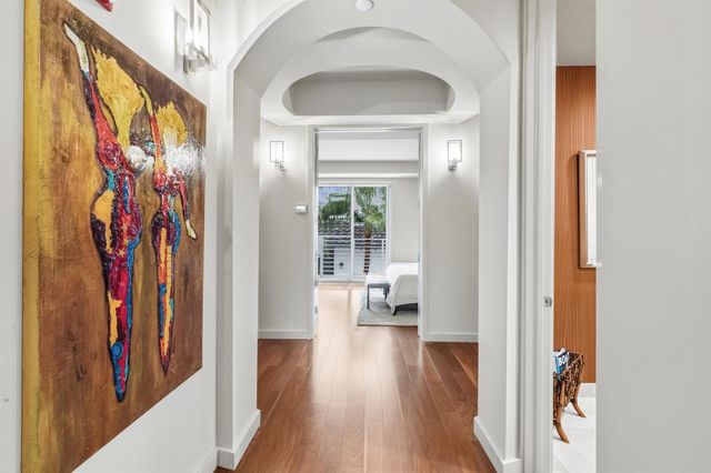 301 Hendricks Isle 10, Fort Lauderdale, FL 33301