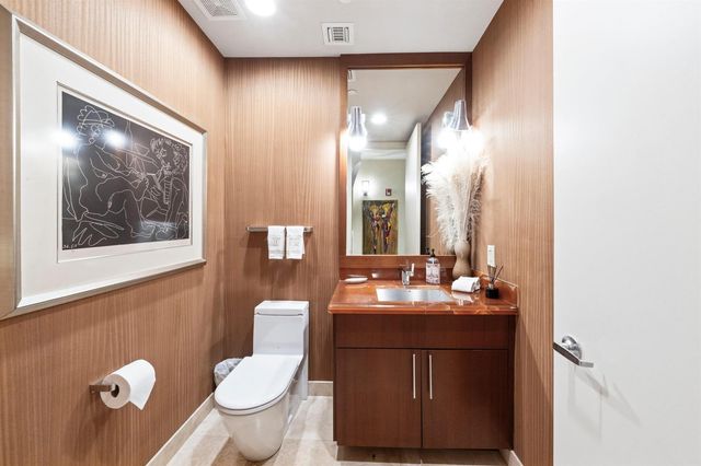 301 Hendricks Isle 10, Fort Lauderdale, FL 33301