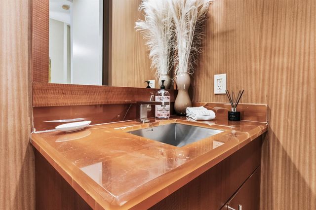 301 Hendricks Isle 10, Fort Lauderdale, FL 33301
