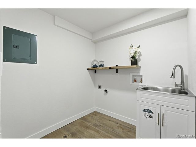 5075 E Weaver Ave, Centennial, CO 80121