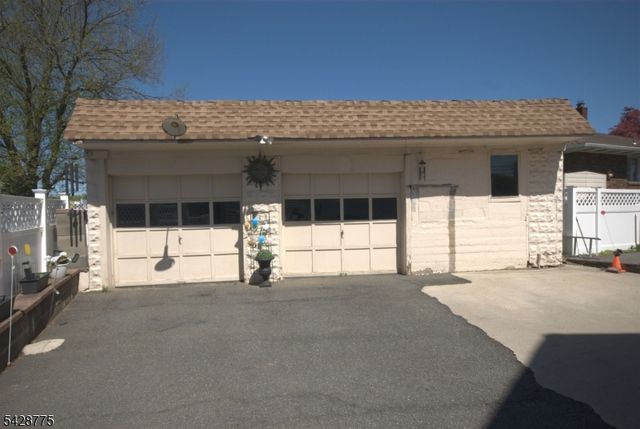 650 Main St, Little Falls Twp., NJ 07424