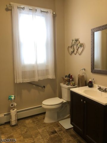 650 Main St, Little Falls Twp., NJ 07424