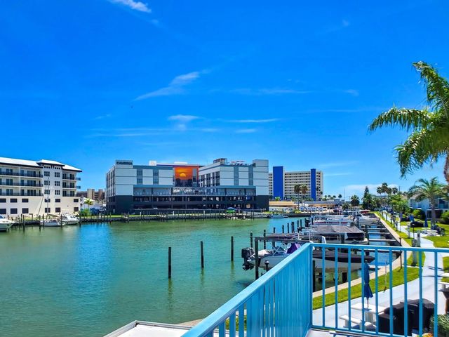 215 MEDALLION BOULEVARD G, Madeira Beach, FL 33708