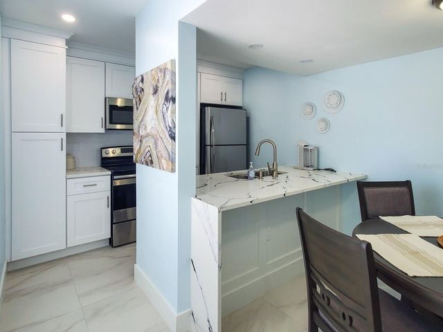215 MEDALLION BOULEVARD G, Madeira Beach, FL 33708