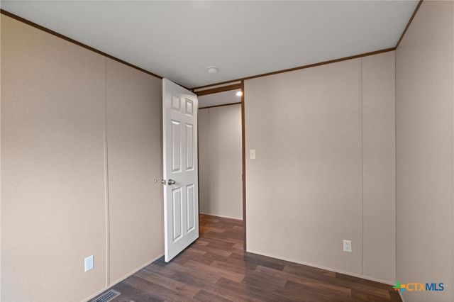 27 Briarwood Road, Morgans Point Resort, TX 76513