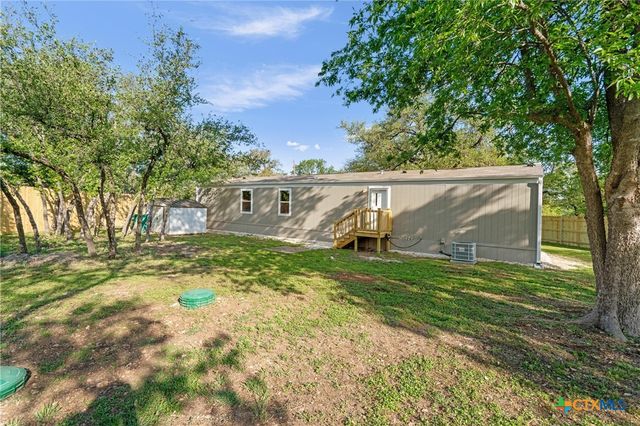 27 Briarwood Road, Morgans Point Resort, TX 76513