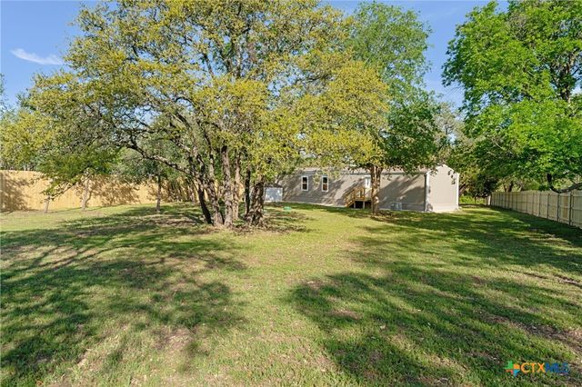 27 Briarwood Road, Morgans Point Resort, TX 76513