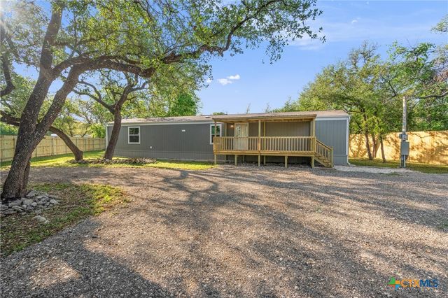 27 Briarwood Road, Morgans Point Resort, TX 76513