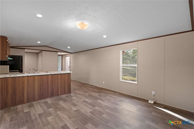 27 Briarwood Road, Morgans Point Resort, TX 76513