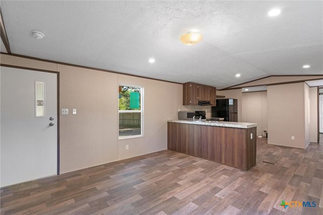 27 Briarwood Road, Morgans Point Resort, TX 76513