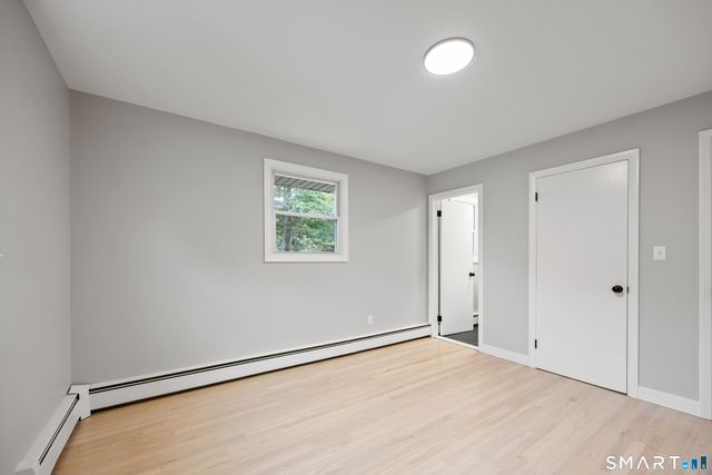 37 Skyview Lane, Waterbury, CT 06708