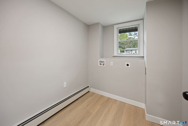 37 Skyview Lane, Waterbury, CT 06708