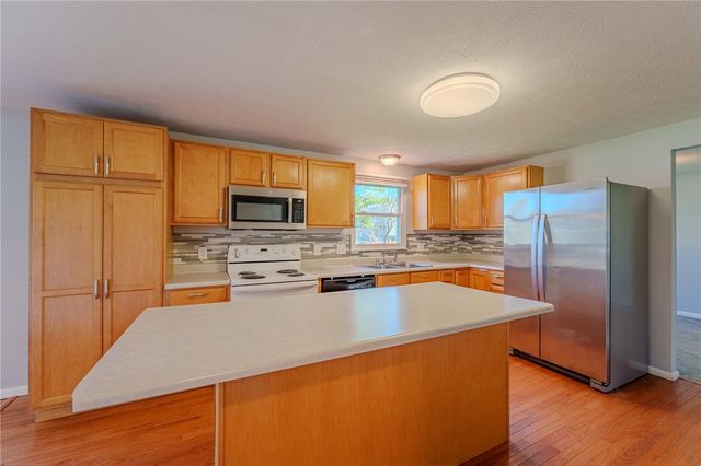 6426 Silver Pheasant Court, Huber Heights, OH 45424