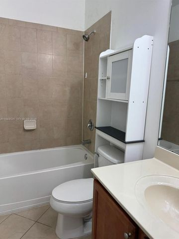 4217 SW 164th Ct, Miami, FL 33185