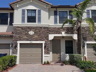 4217 SW 164th Ct, Miami, FL 33185