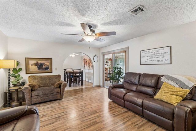 102 N Locust Street, Fletcher, OK 73541