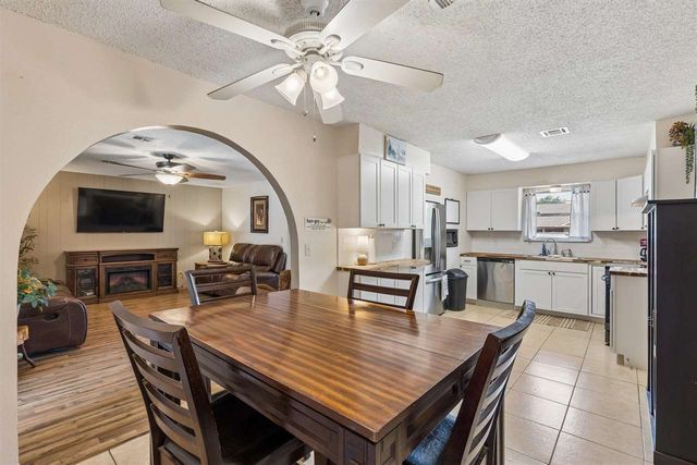 102 N Locust Street, Fletcher, OK 73541