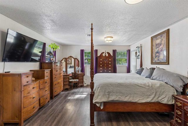 102 N Locust Street, Fletcher, OK 73541