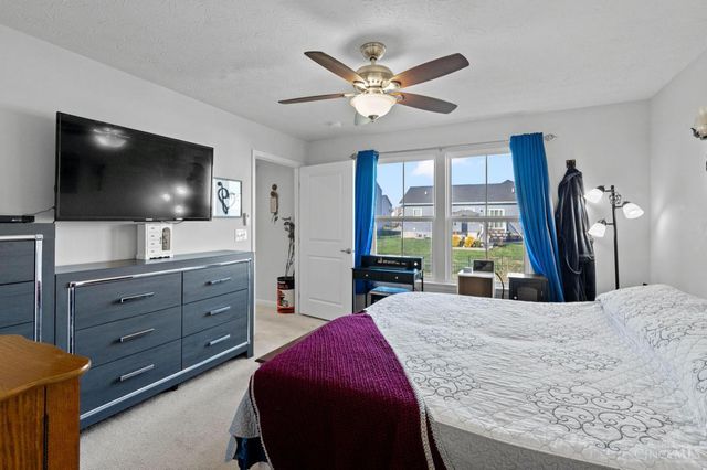 9625 Forest Hill Drive, Harrison, OH 45030