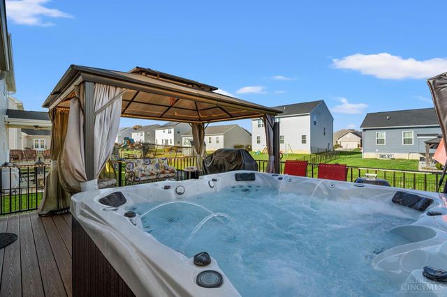 9625 Forest Hill Drive, Harrison, OH 45030