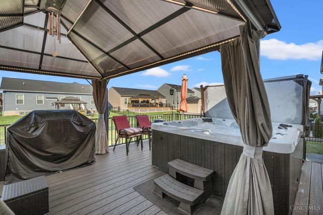 9625 Forest Hill Drive, Harrison, OH 45030