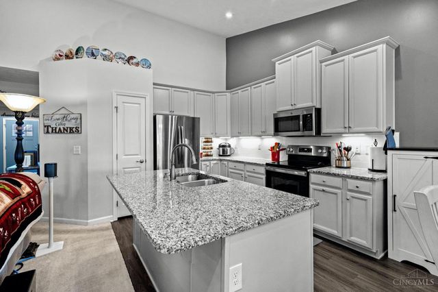 9625 Forest Hill Drive, Harrison, OH 45030