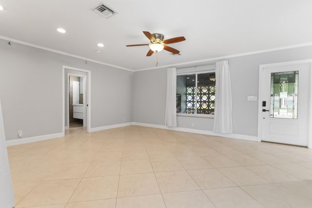 5281 SW 4th Court, Plantation, FL 33317