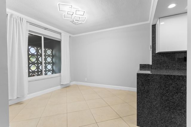 5281 SW 4th Court, Plantation, FL 33317