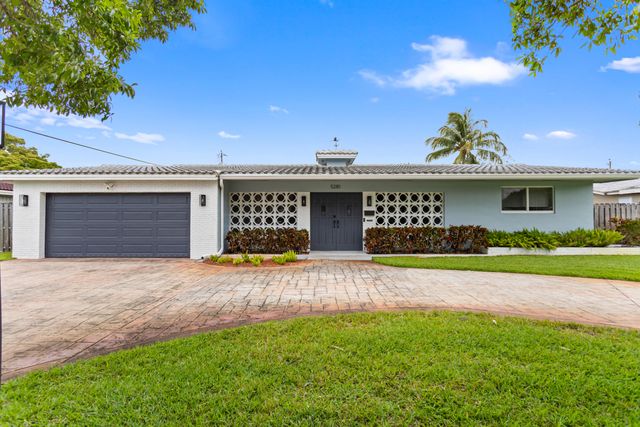 5281 SW 4th Court, Plantation, FL 33317