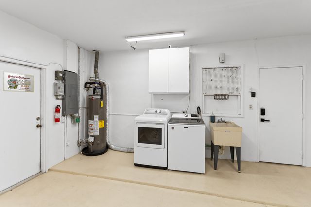 5281 SW 4th Court, Plantation, FL 33317