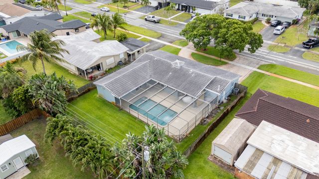 5281 SW 4th Court, Plantation, FL 33317